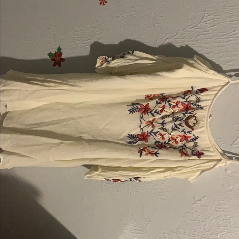 Women’s dress